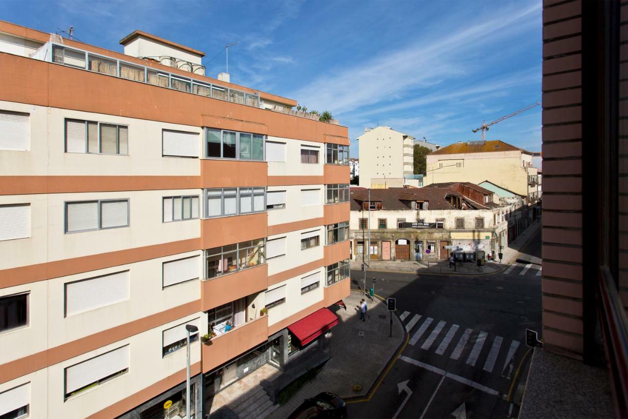 Rustic Bright Flat With Netflix - City Centre Porto Bagian luar foto