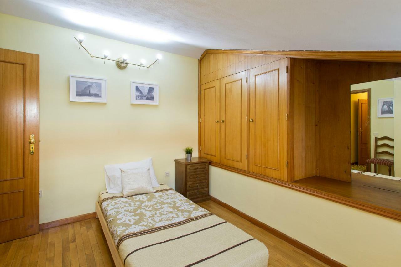 Rustic Bright Flat With Netflix - City Centre Porto Bagian luar foto